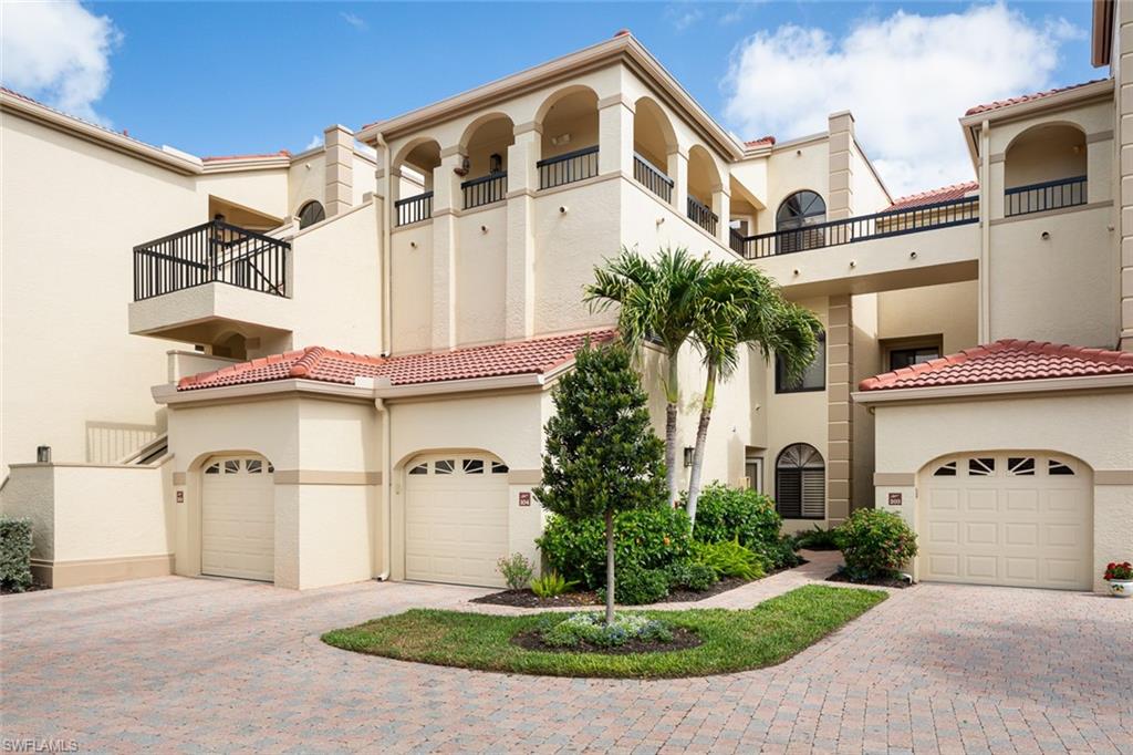 7048 Pelican Bay Blvd C104 Property Photo 17