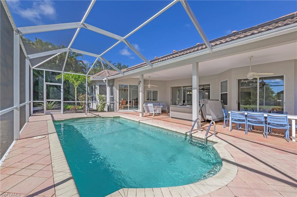 300 Wentworth CT Property Photo 1