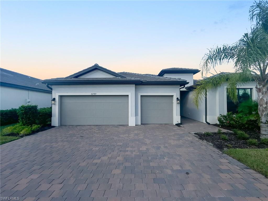 20989 Napa Loop Property Photo 1