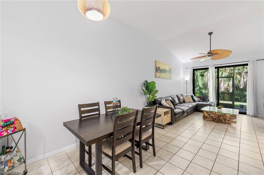 7715 Woodbrook Cir 3402 Property Photo 4