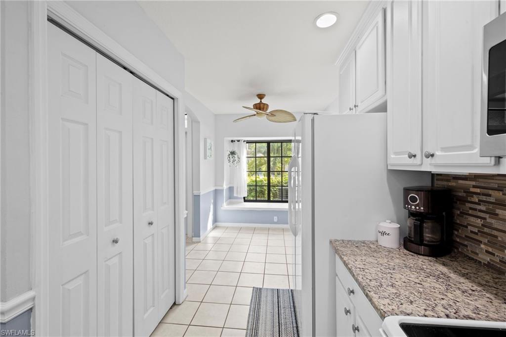 7715 Woodbrook Cir 3402 Property Photo 6