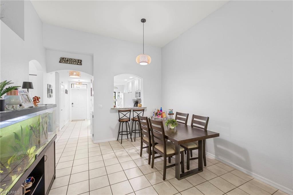 7715 Woodbrook Cir 3402 Property Photo 8