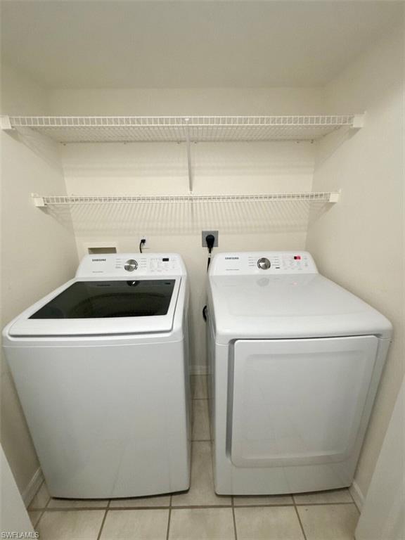 7715 Woodbrook Cir 3402 Property Photo 35