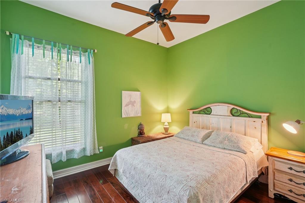 2621 Golden Gate Blvd W Property Photo 33