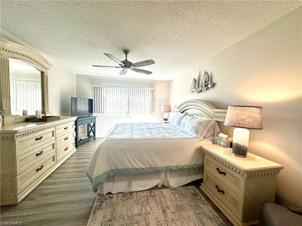 555 Park Shore Dr B-311 Property Photo 18