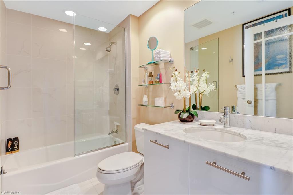 3000 Oasis Grand Blvd 3006 Property Photo 20