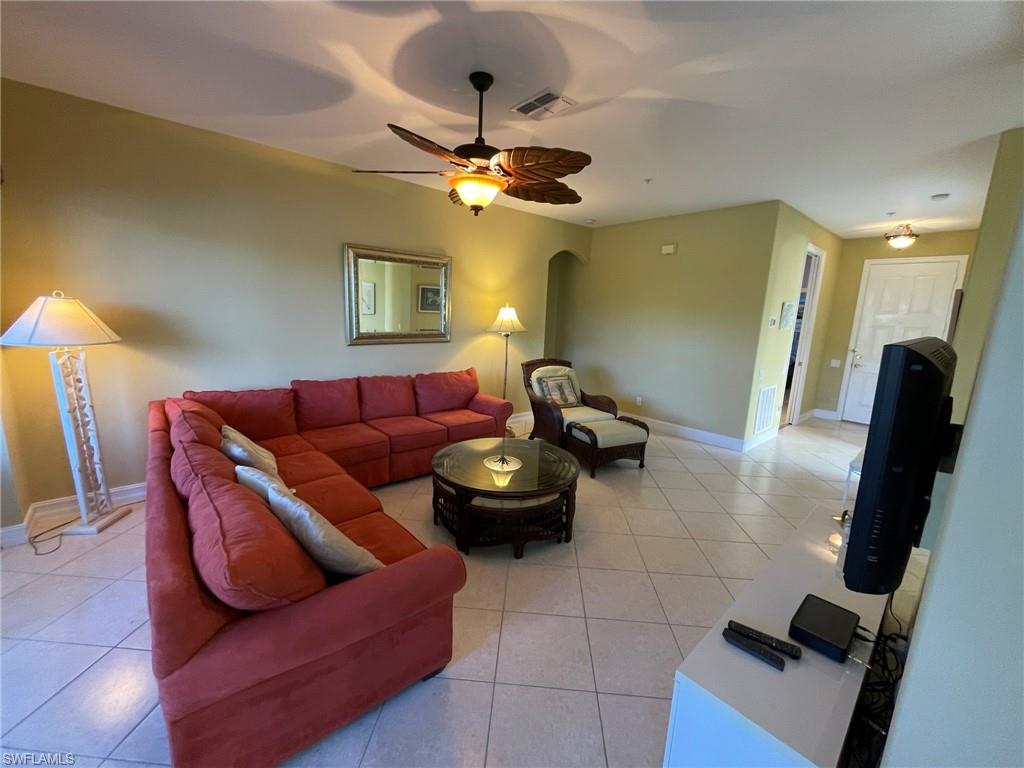 784 Carrick Bend Cir 101 Property Photo 6
