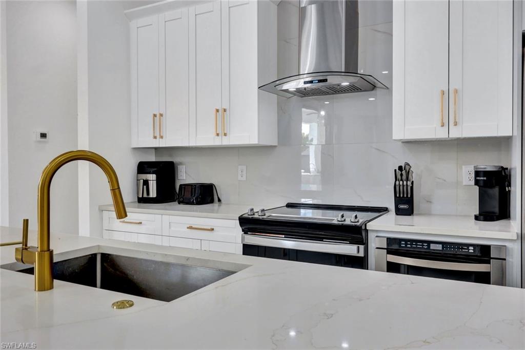 636 8th Ter Property Photo 13