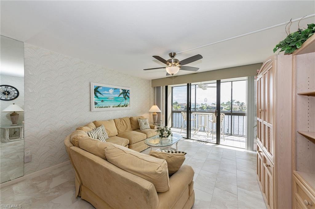 591 Seaview Ct A-306 Property Photo 4