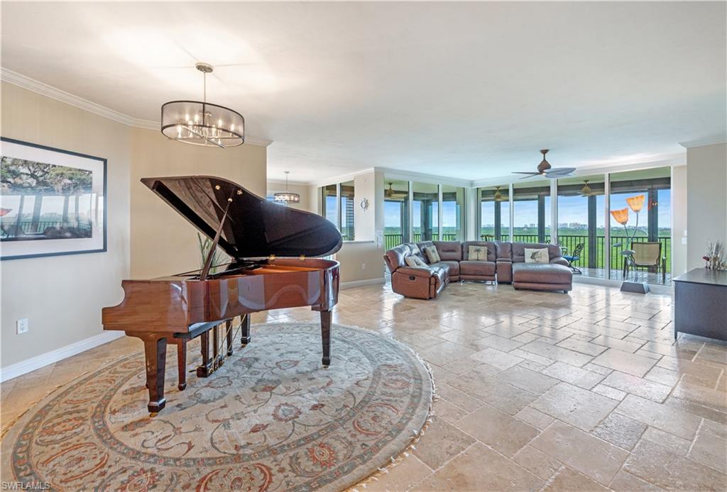 455 Cove Tower Dr 1101 Property Photo 5