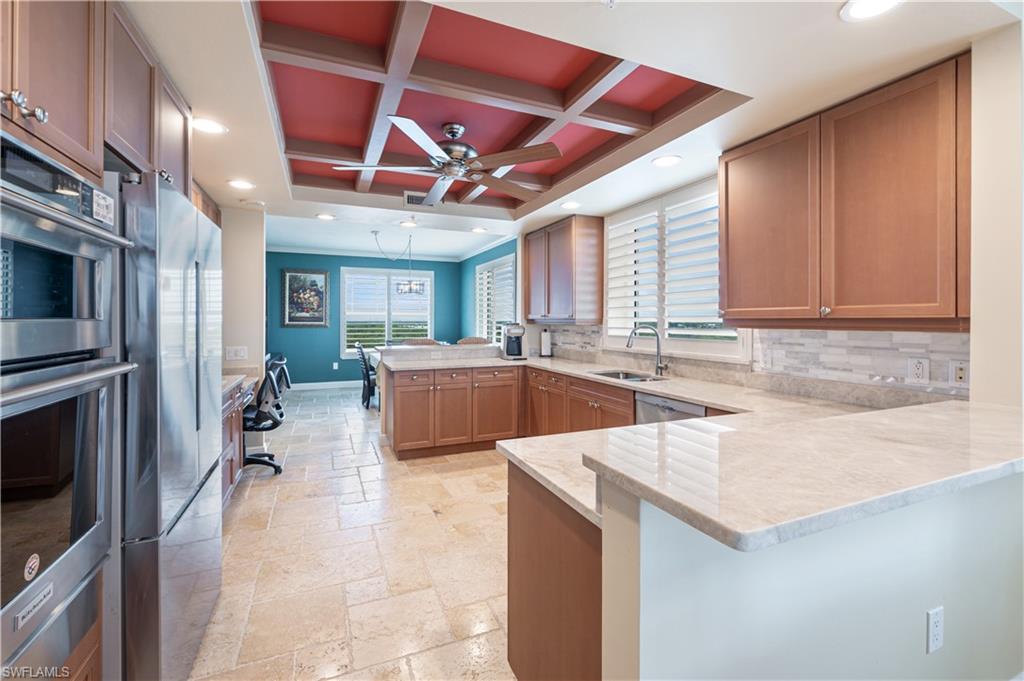 455 Cove Tower Dr 1101 Property Photo 13