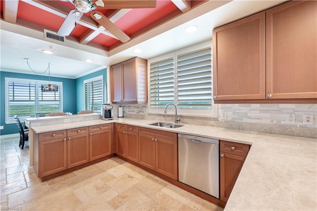 455 Cove Tower Dr 1101 Property Photo 14