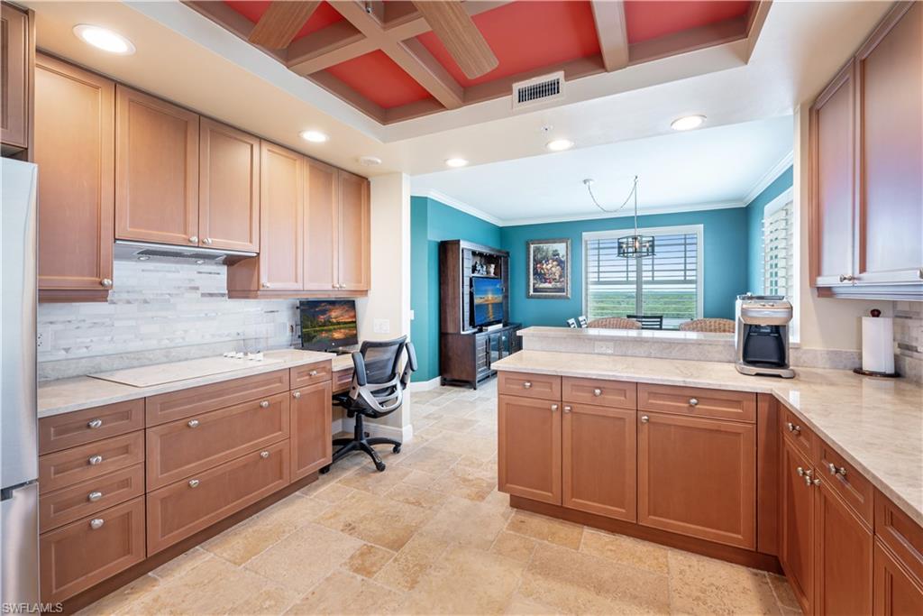 455 Cove Tower Dr 1101 Property Photo 15