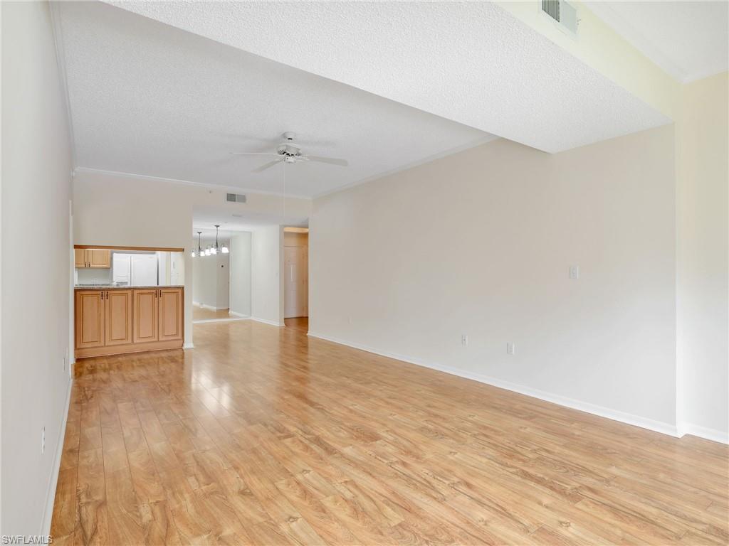 900 Arbor Lake Dr 9-206 Property Photo 11