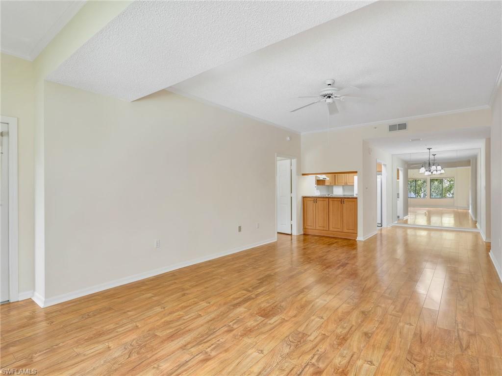 900 Arbor Lake Dr 9-206 Property Photo 12