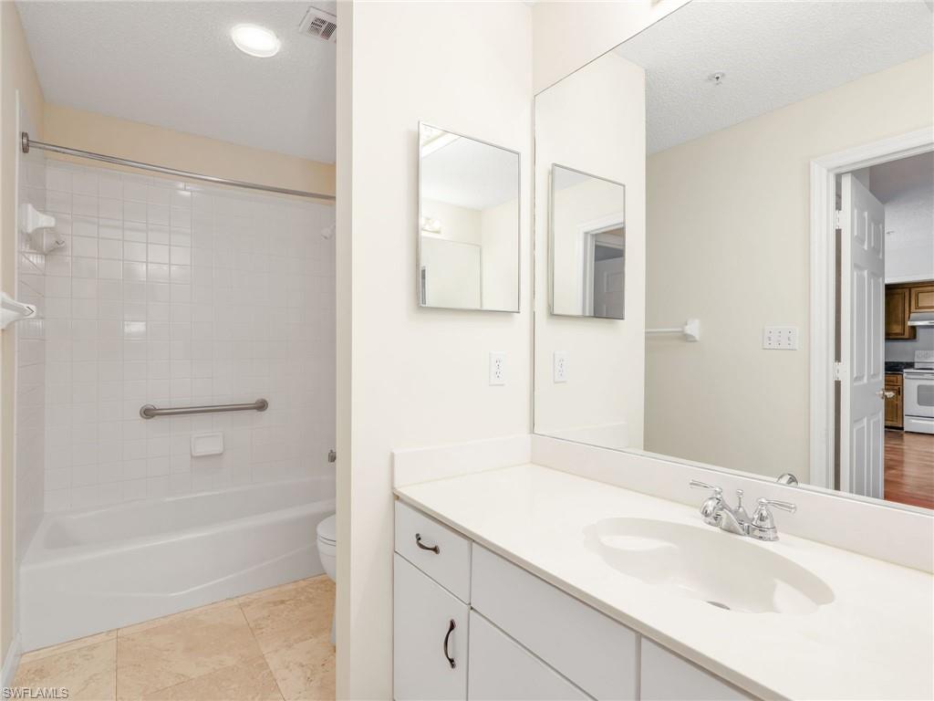900 Arbor Lake Dr 9-206 Property Photo 23