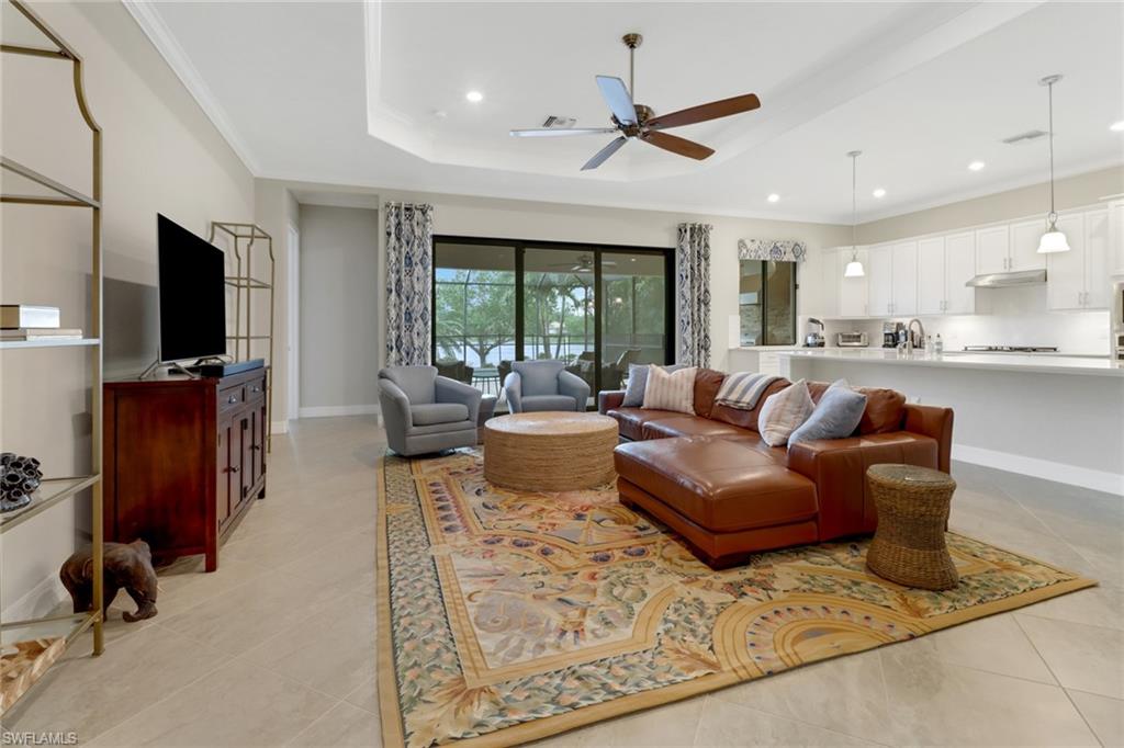 1878 Mustique St Property Photo 8