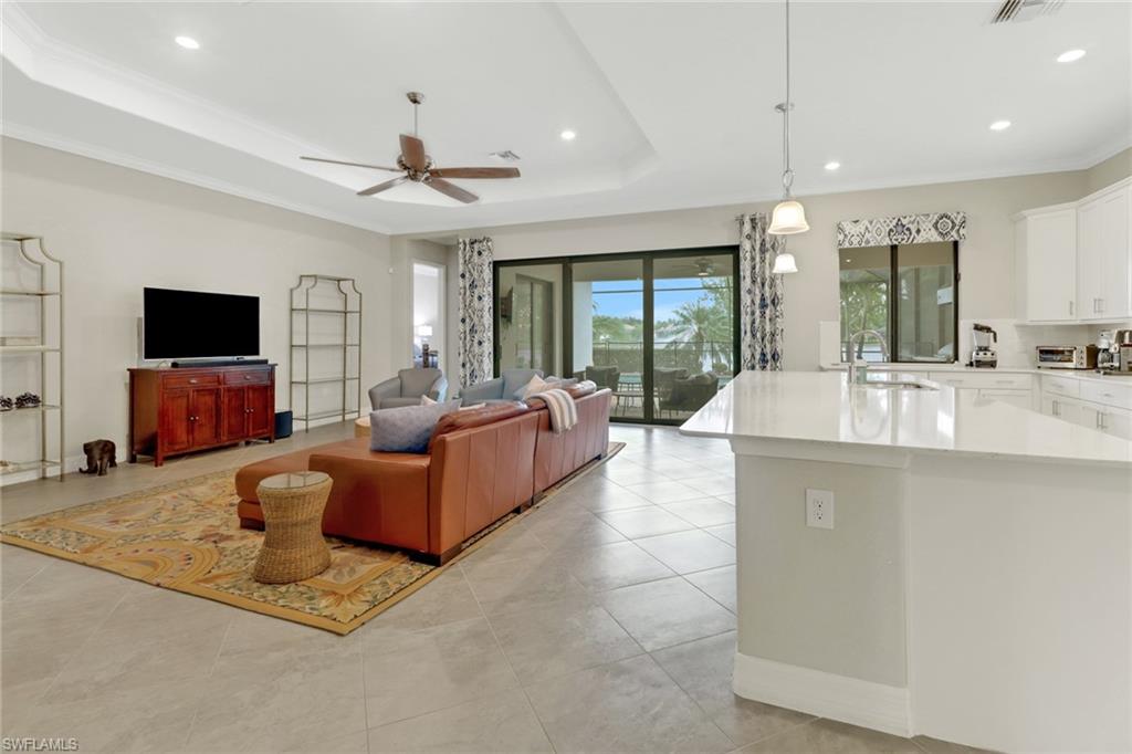 1878 Mustique St Property Photo 12