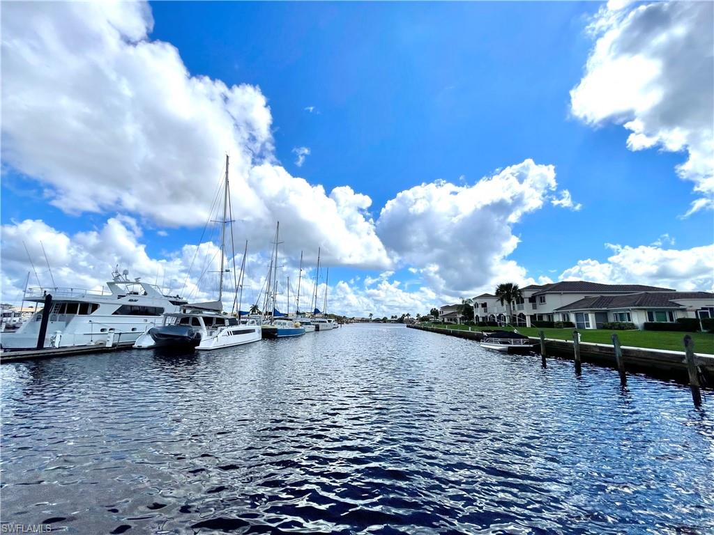 317 Sunrise Cay # 204 Property Photo 1