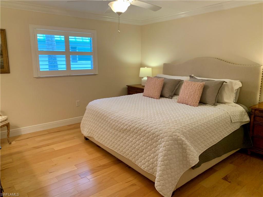 333 Harbour Dr # 211 Property Photo 24