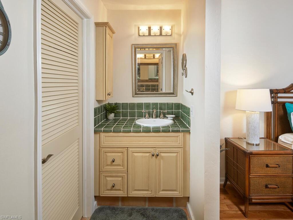 4021 Whiskey Pointe Ln 202 Property Photo 11