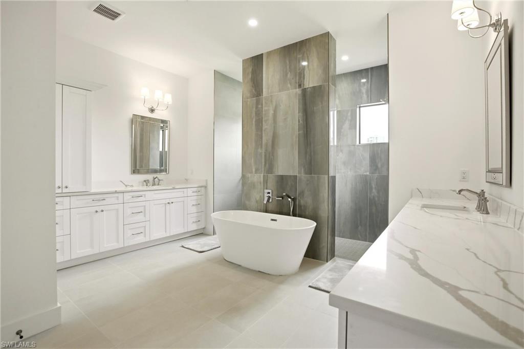 211 Landmark St Property Photo 25