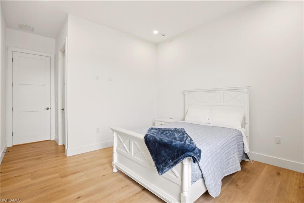 211 Landmark St Property Photo 30