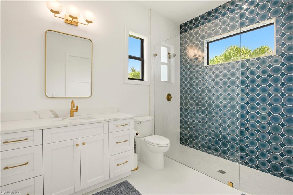 211 Landmark St Property Photo 36