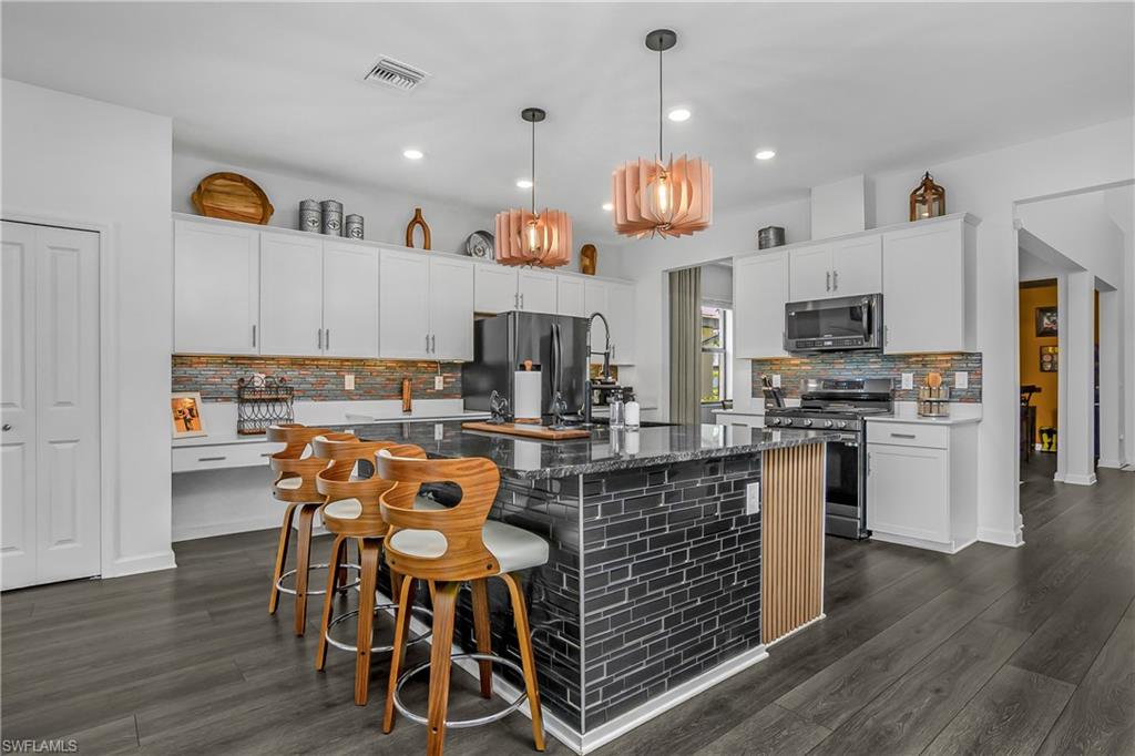 20195 Hartford Blvd Property Photo 14