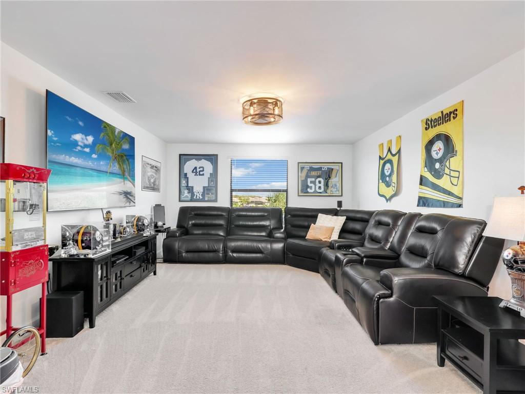 20195 Hartford Blvd Property Photo 21