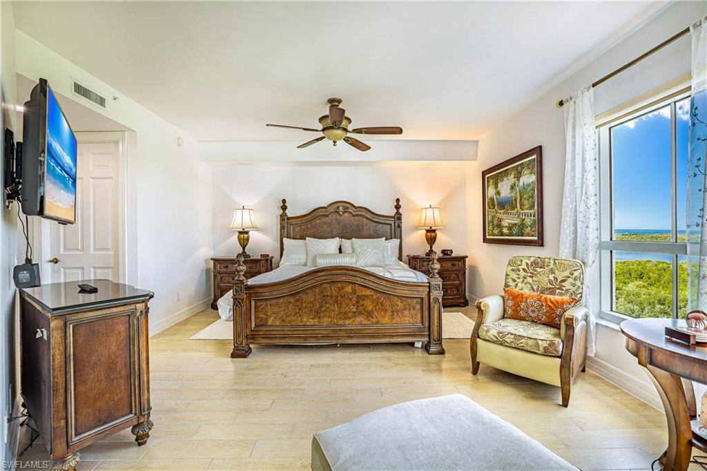 295 Grande Way 505 Property Photo 5