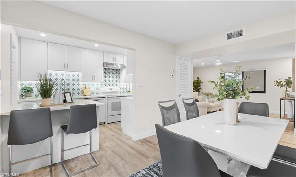 788 Park Shore Dr F17 Property Photo 1