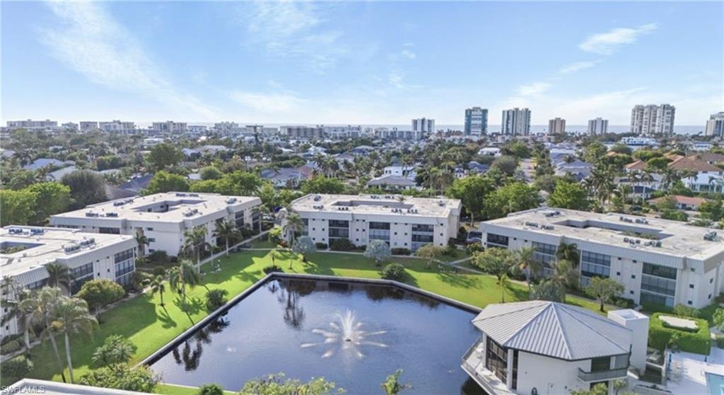 788 Park Shore Dr F17 Property Photo 27