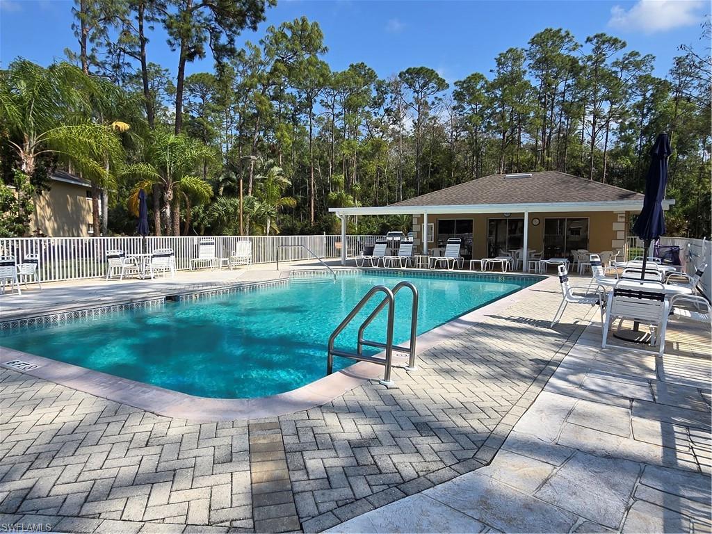 5622 Woodmere Lake Cir B102 Property Photo 2