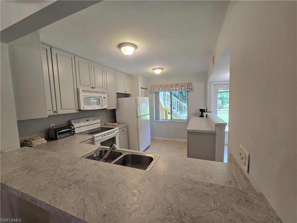 5622 Woodmere Lake Cir B102 Property Photo 19