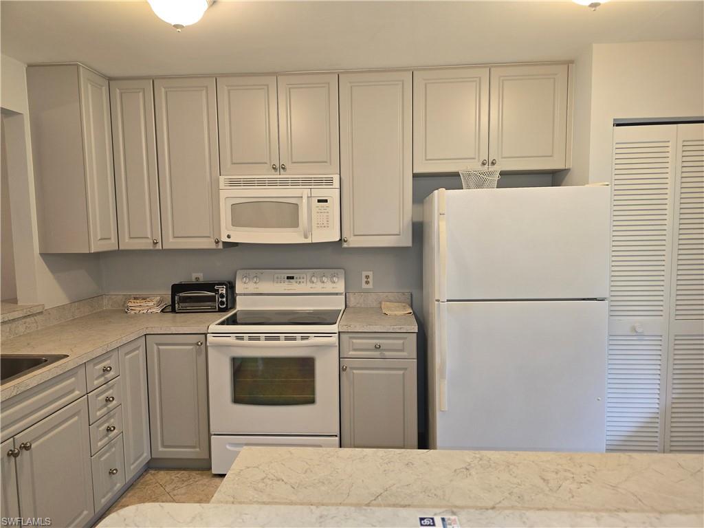 5622 Woodmere Lake Cir B102 Property Photo 20