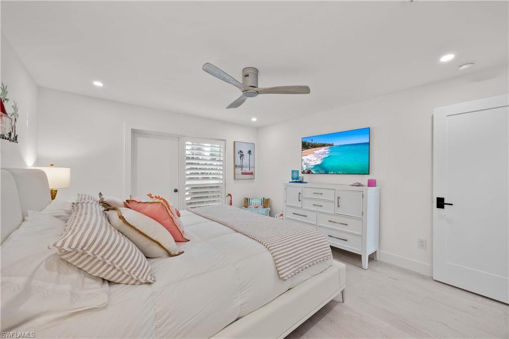 2100 Gulf Shore Blvd N # 101 Property Photo 17