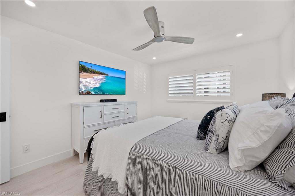 2100 Gulf Shore Blvd N # 101 Property Photo 19
