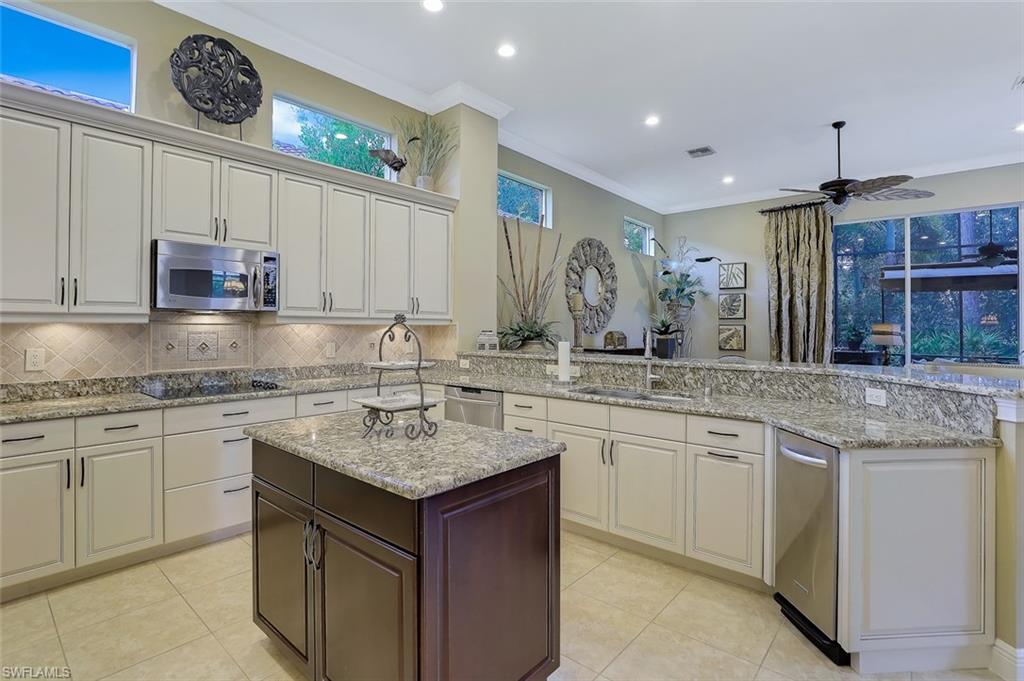 28611 Via D Arezzo Dr Property Photo 13
