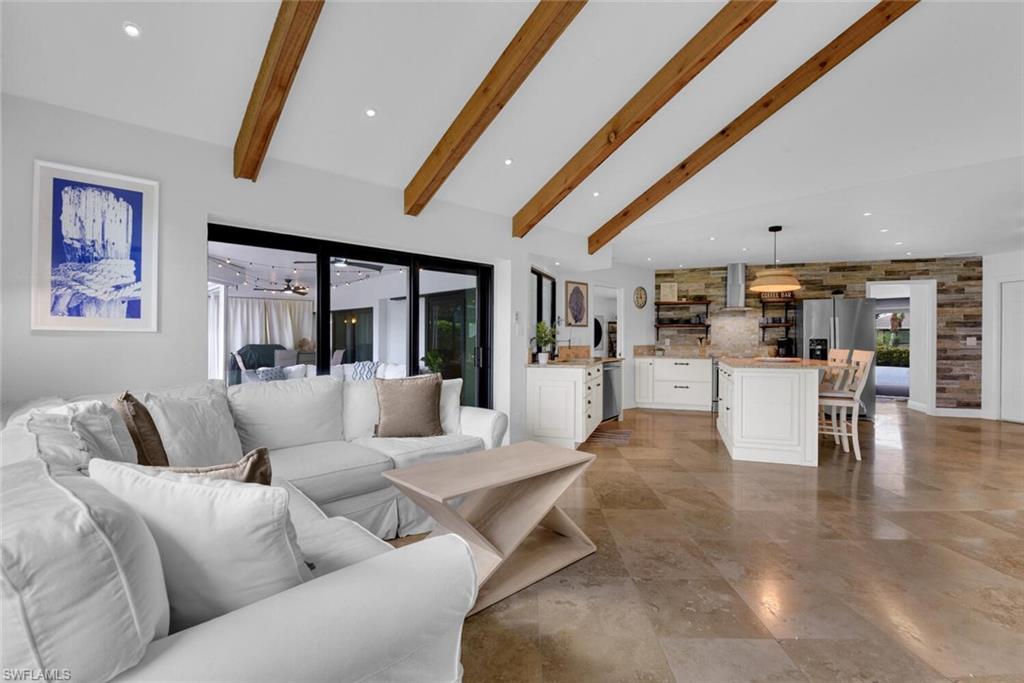 167 Torrey Pines Pt Property Photo 17