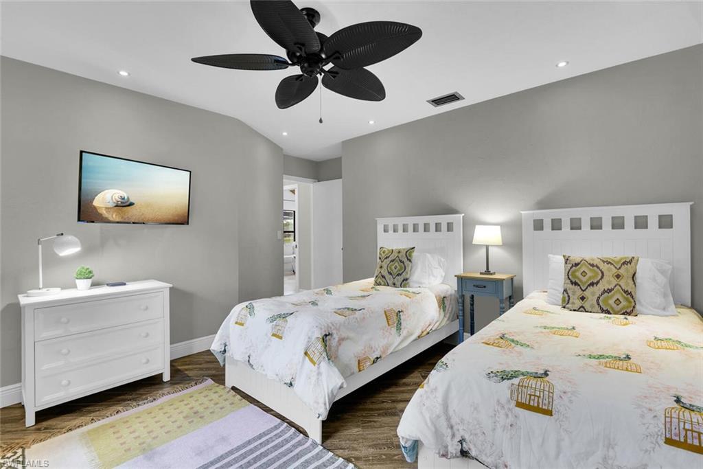 167 Torrey Pines Pt Property Photo 23