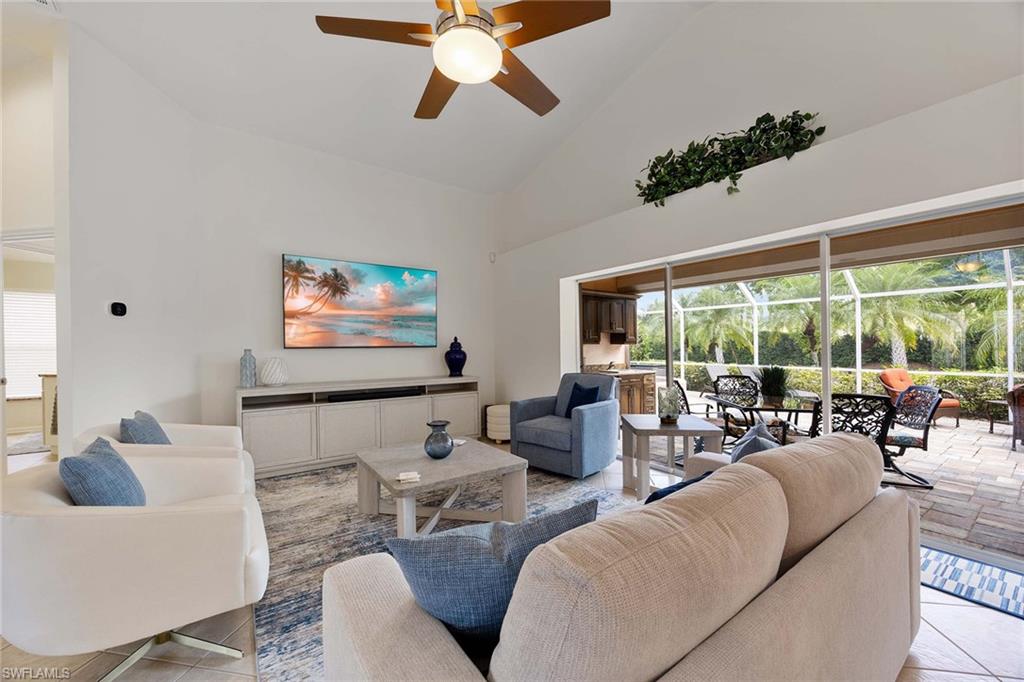 8468 Indian Wells Way Property Photo 7
