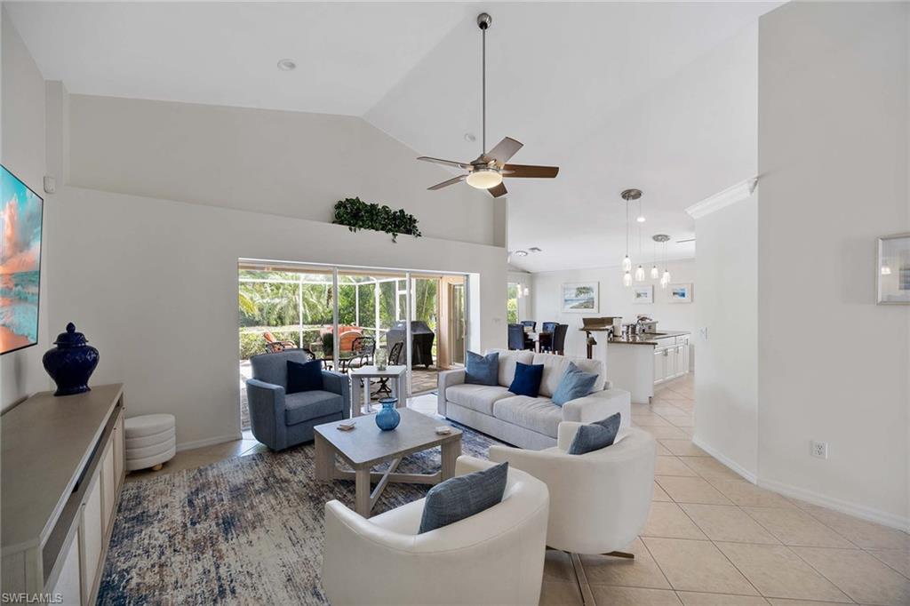 8468 Indian Wells Way Property Photo 11