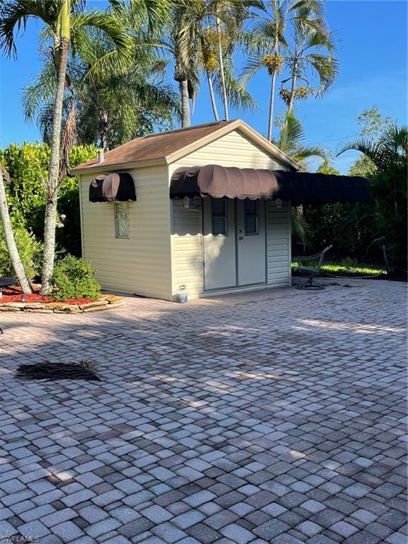 4682 Southern Breeze Dr Property Photo 3
