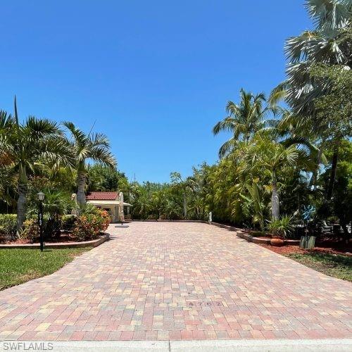 4762 Southern Breeze DR Property Photo 1