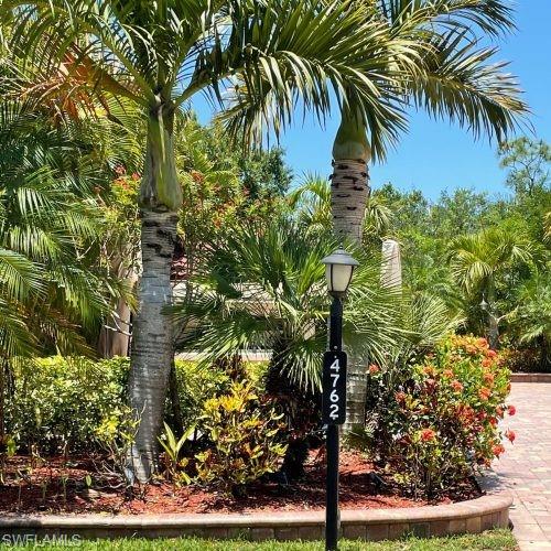 4762 Southern Breeze Dr Property Photo 4