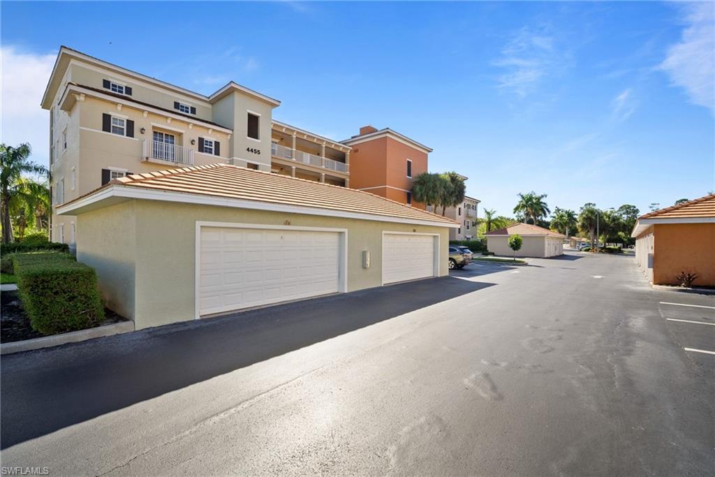 4455 Botanical Place CIR # 5 Property Photo 1