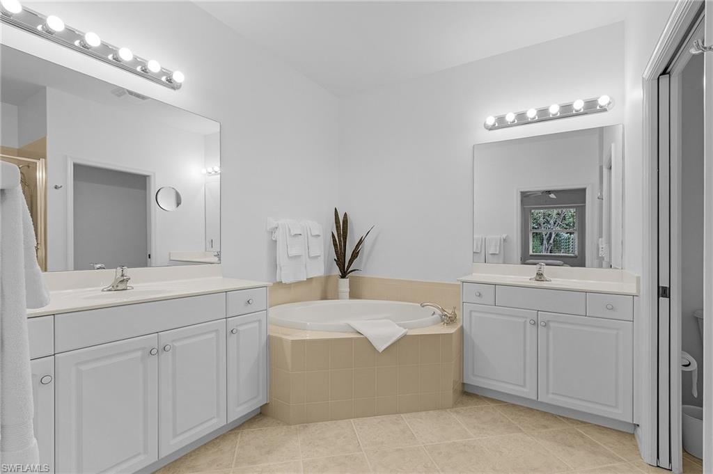 3984 Bishopwood Ct E 205 Property Photo 15