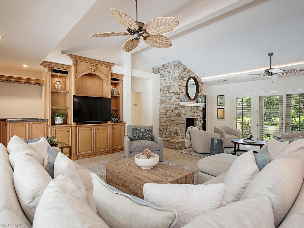 225075452 Property Photo 14