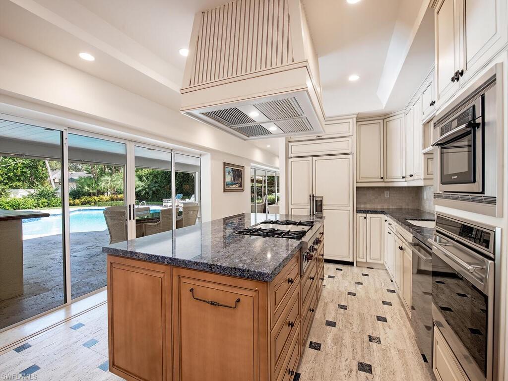 225075452 Property Photo 18